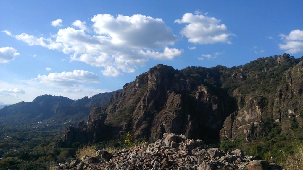 Hotel Valle Mistico Tepoztlan Bagian luar foto